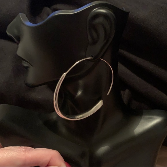 Lane Bryant Jewelry - 🧞♂️Lane Bryant Hoop Earrings Silver Lane Bryant Jewelry - 🧞♂️Lane Bryant Hoop Earrings Silver